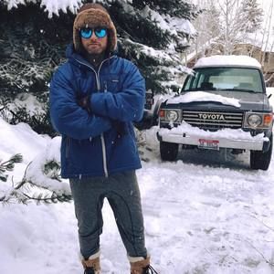 Meet your Posher, Max